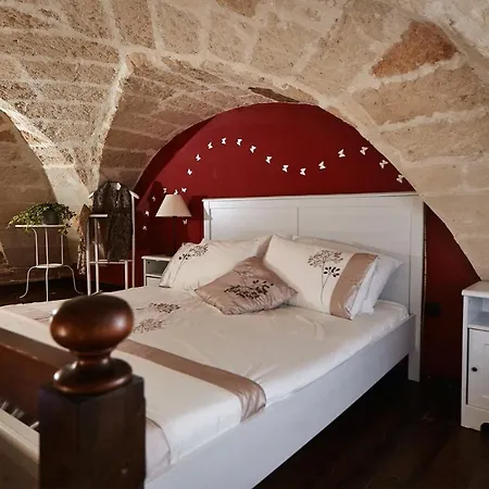 Isola Dello Stampatore شقة ليتشي