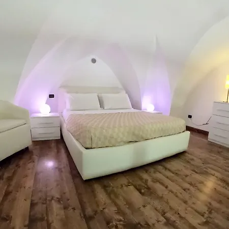 Isola Dello Stampatore ليتشي