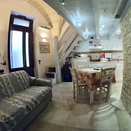 Isola Dello Stampatore ليتشي