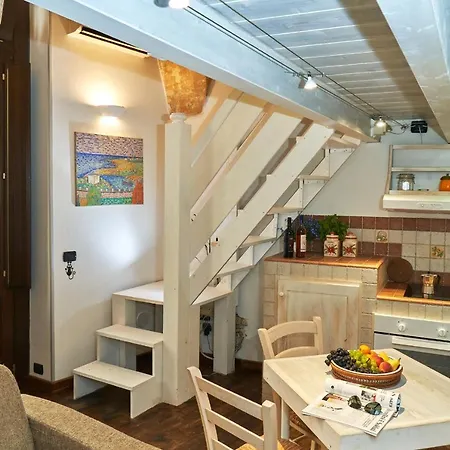 Isola Dello Stampatore * Lecce