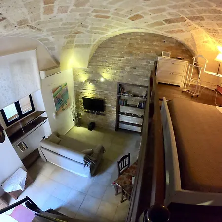 Isola Dello Stampatore Lecce