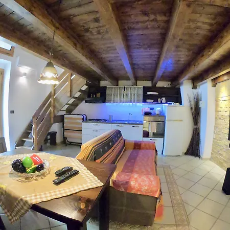 Isola Dello Stampatore Apartmán