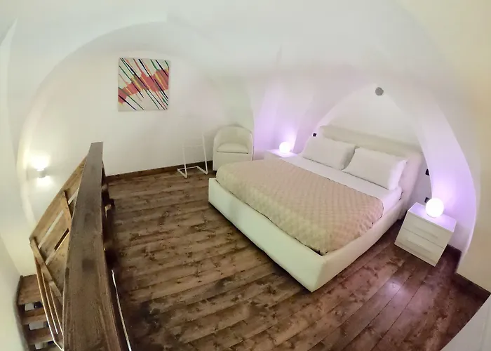 Isola Dello Stampatore Apartment